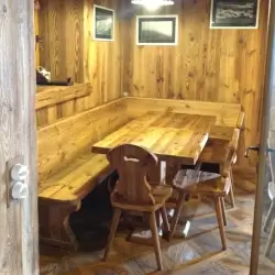 PARETI RIVESTITE IN LEGNO