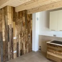RIVESTIMENTO TRIDIMENSIONALE IN ROVERE VECCHIO